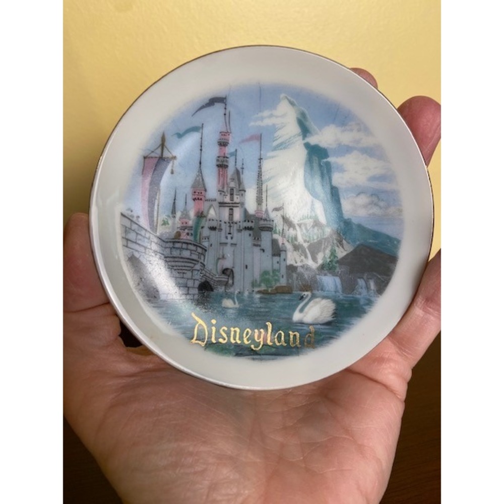 Vintage Disneyland Sleeping Beauty Castle Mini Plate Walt Disney Productions 4"